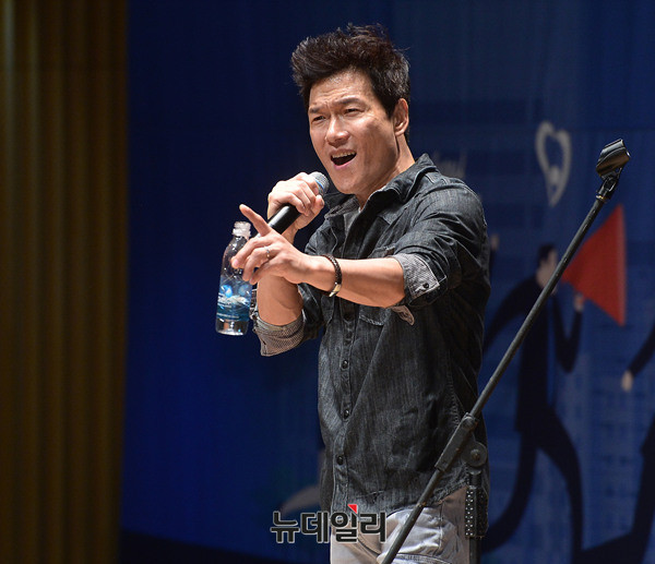 ▲ 가수 안치환씨. ⓒ뉴데일리DB