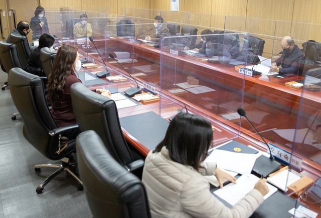 ▲ 최교진 세종교육감이 18일 2022년도 제1회 지방보조금 관리위원회 회의에서 모두 발언을 하고 있다.ⓒ세종시교육청