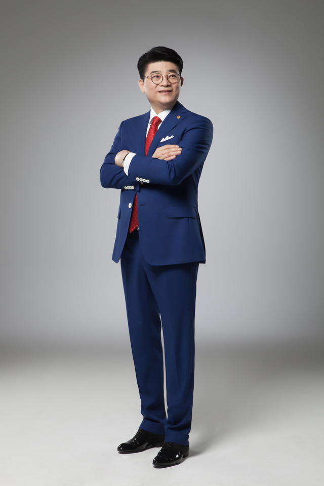 ▲ 최철홍 회장 ⓒ보람그룹