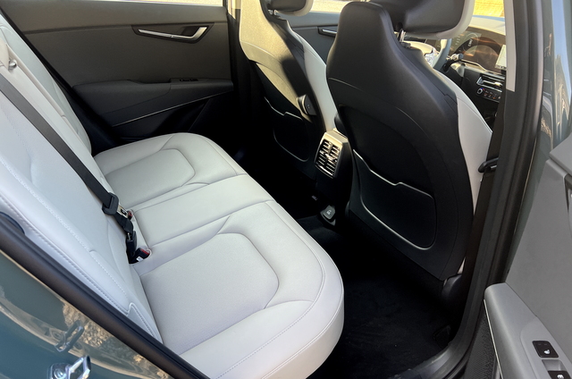 ▲ 신형 니로에는 친환경 소재를 사용해 친환경 SUV라는 점을 강조했다. ⓒ김재홍 기자