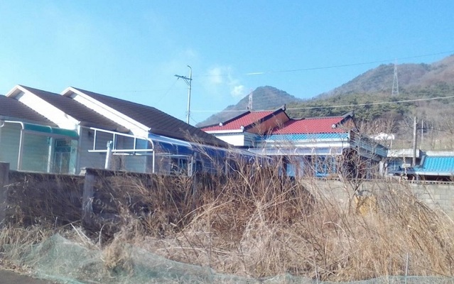 ▲ 27일 오전 9시 4분쯤 발생한 충북 단양군 적성면 하진리 산불 현장.ⓒ산림청