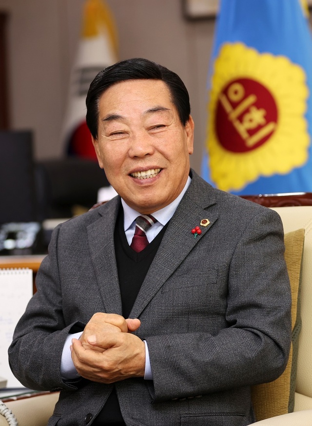 ▲ 박문희 충북도의회 의장.ⓒ충북도의회