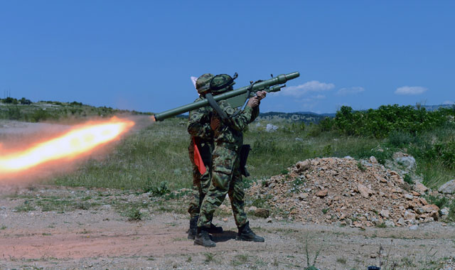▲ 9K32M 스트렐라 사격 훈련을 하는 러시아군. ⓒ러시아 국방부 제공.