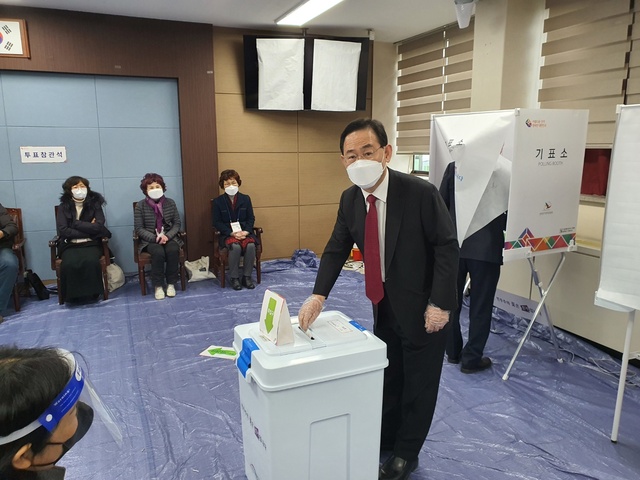 대구경북 주호영 의원·고우현 의장 ‘사전투표’
