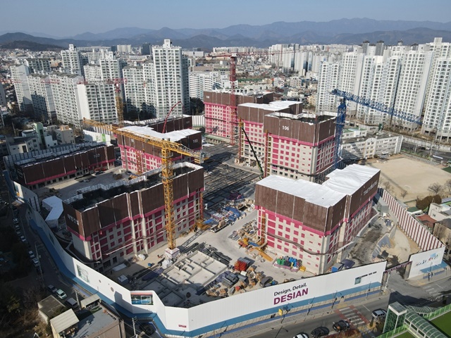 ▲ '동대구 더센트로 데시앙' 시공 현장. ⓒ태영건설