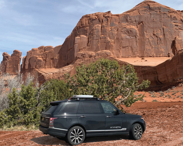 ▲ 카이메타 위성통신 안테나를 차량에 부착한 모습.ⓒ카이메타