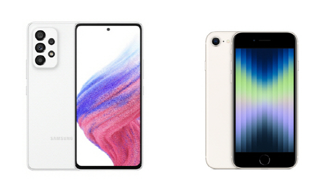 ▲ 왼쪽부터 갤럭시A53, 아이폰SE 3세대. ⓒ각사