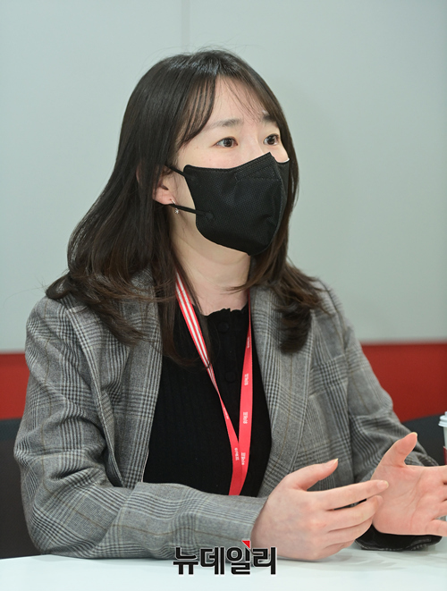 ▲ 이윤희 위메프 파트너성장지원팀 매니저가 파트너사 지원에 대해 설명하고 있다ⓒ정상윤 기자