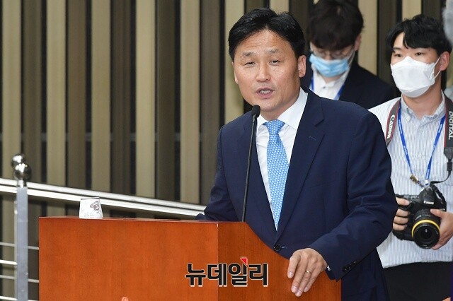 ▲ 김영진 더불어민주당 의원. ⓒ뉴데일리