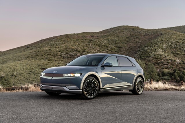 ▲ 현대차 아이오닉5가 미국 카즈닷컴의 최고의 가족용 전기차에 선정됐다. ⓒ현대차