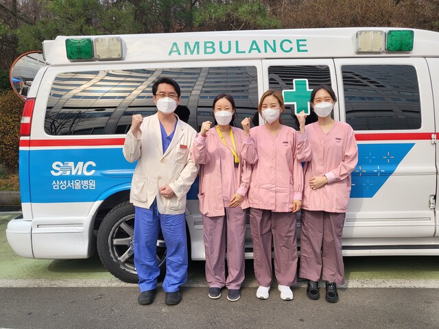▲ 삼성서울병원 에크모 이송팀. ⓒ삼성서울병원