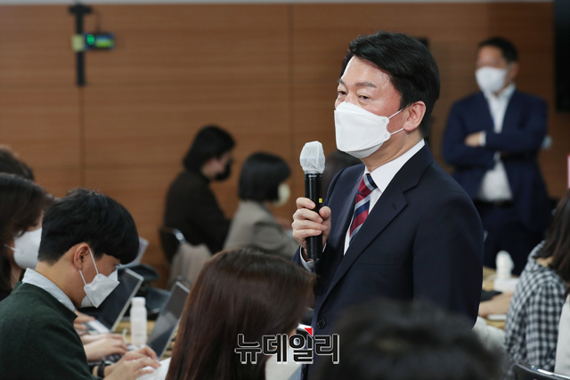 ▲ 안철수 대통령직인수위원장.ⓒ강민석 기자(사진=인수위)