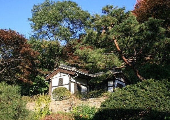 ▲ 이화장 뒤편의 별채 조각당ⓒ뉴데일리DB