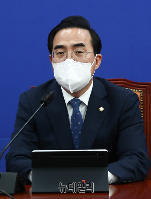 ▲ 더불어민주당 박홍근 원내대표가 오늘(7일) 정책조정회의에서 발언하고 있다. ⓒ공동취재단