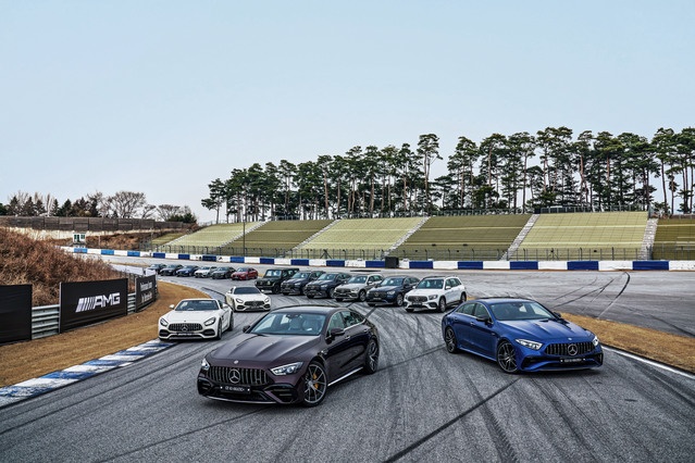 ▲ 서킷에 차량이 도열한 모습. ⓒ벤츠코리아