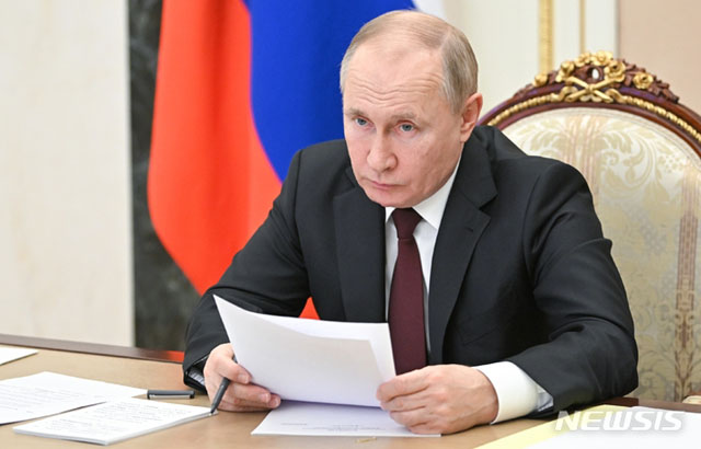 ▲ 대국민 연설을 하는 블라디미르 푸틴 러시아 대통령. ⓒ뉴시스 AP. 무단전재 및 재배포 금지.