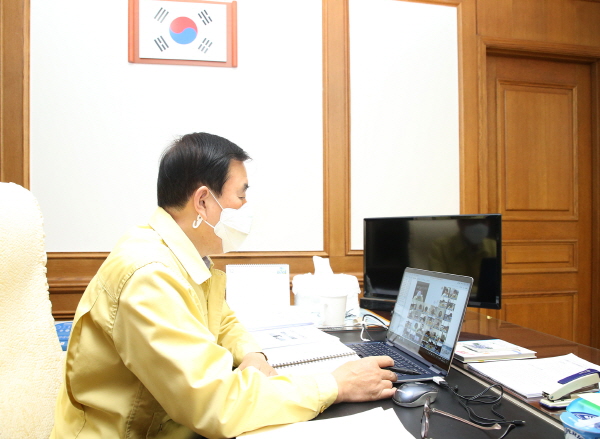 ▲ 조길형 충주시장이 정부예산 확보를 위해 추진상황 영상 보고회를 개최했다.ⓒ충주시