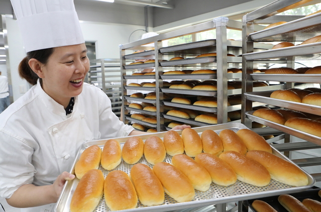 ▲ 한국타이어가 동그라미 세차장을 오픈해 장애인 고용 창출에 앞장선다. ⓒ한국타이어