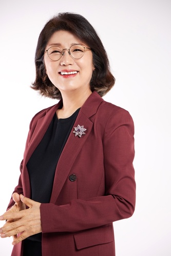 ▲ 마숙자 예비후보는 “거시적으로 지역 경제를 활성화하는데 일조하며, 경북지역 학생들이 다양한 직업체험을 할 수 있도록 경북형 직업체험 인프라를 구축할 것”이라고 말했다.ⓒ마숙자 예비후보 사무소