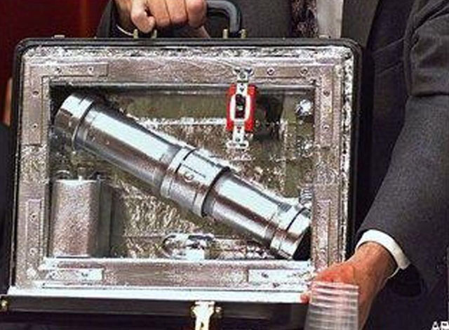 ▲ 냉전이 끝난 뒤 1990년대 후반에 실체가 확인된 구소련의 '핵개방' 내부. ⓒ온라인 커뮤니티 캡쳐.