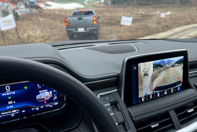 ▲ 일반도로 주행 후 오프로드 코스를 체험했다. ⓒ김재홍 기자