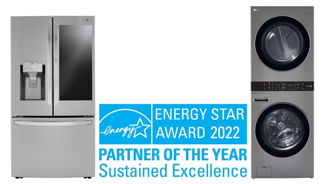 ▲ 에너지스타 인증을 받은 LG 인스타뷰(LG InstaView, 국내명: 노크온 매직스페이스) 냉장고(왼쪽)와 LG 워시타워(오른쪽) ⓒLG전자