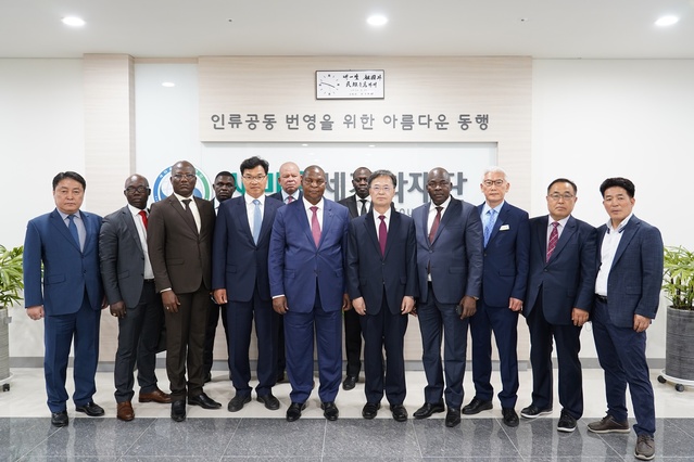 ▲ 대구보건대학교(총장 남성희)는 9일 대구 인터불고호텔에서 고등직업교육거점지구(이하 HIVE) 사업을 위한 고등직업교육혁신위원회의를 실시했다.ⓒ대구보건대