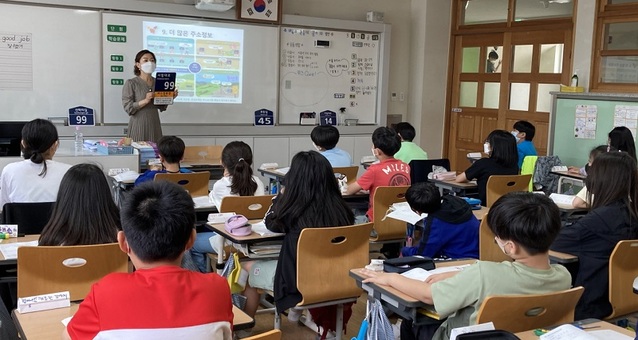 ▲ 세종시가 지역 초등학교 3·4학년을 대상으로 도로명주소 체험교실’을 운영하고 있다.ⓒ세종시