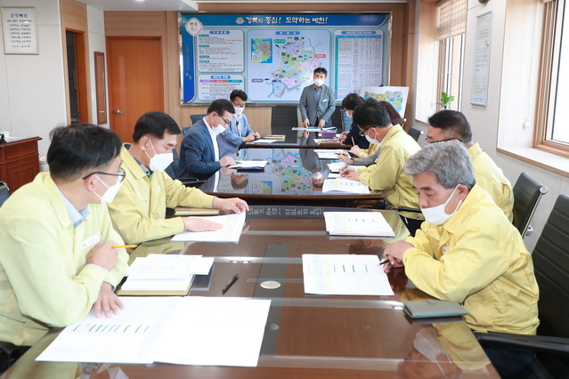 ▲ 예천군 국·도비 확보 추진단(단장 전재업 부군수)이 본격적인 활동을 개시했다.ⓒ예천군