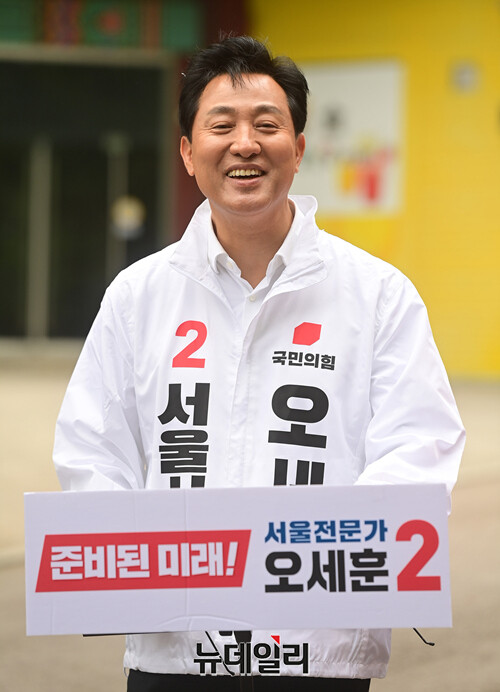 ▲ 오세훈 국민의힘 서울시장 후보. 오 후보는 18일 오후 서울 광진구 서울어린이대공원을 찾아 대공원 재구조화 공약을 발표했다. ⓒ정상윤 기자