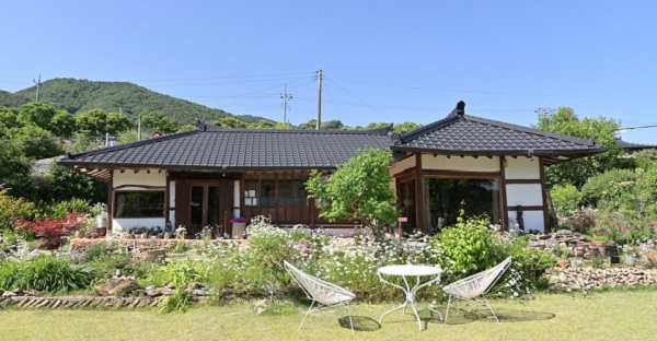 ▲ 구룡 현암리 돌담집 전경.ⓒ충남부여군