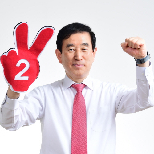 ▲ 국민의힘 조길형 충주시장후보.ⓒ조길형 후보 선거 캠프