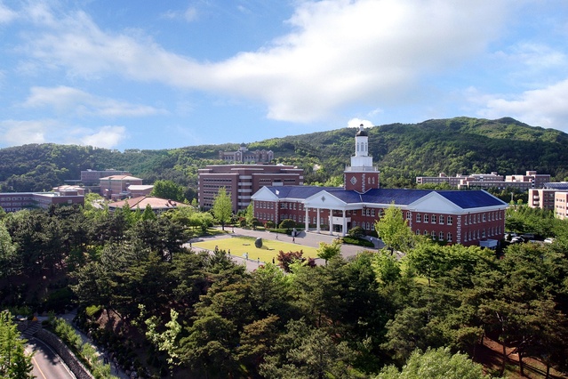 ▲ 계명대(총장 신일희)가 교육부와 한국대학교육협의회가 주관하는 2021년 ‘고교교육 기여대학 지원 사업’에 올해로 10년 연속 선정되어 2022년 국고지원금 10억 2500만 원을 확보했다.ⓒ계명대