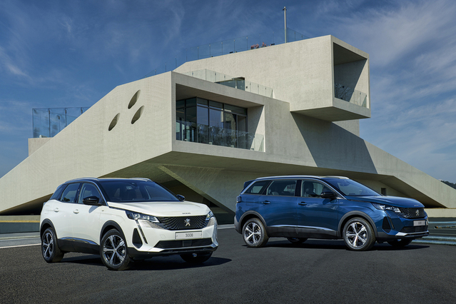 ▲ 스텔란티스는 푸조 3008, 5008을 시작으로 푸조, DS 브랜드에 가솔린 라인업을 추가한다는 방침이다. ⓒ스텔란티스코리아