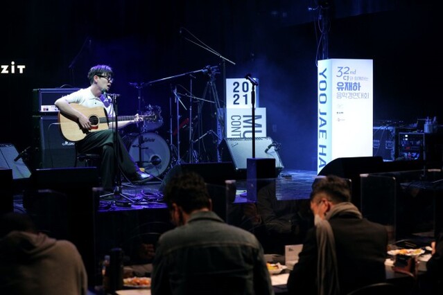 ▲ '제32회 CJ와 함께하는 유재하 음악경연대회' 대상 수상자 김승주.ⓒCJ문화재단