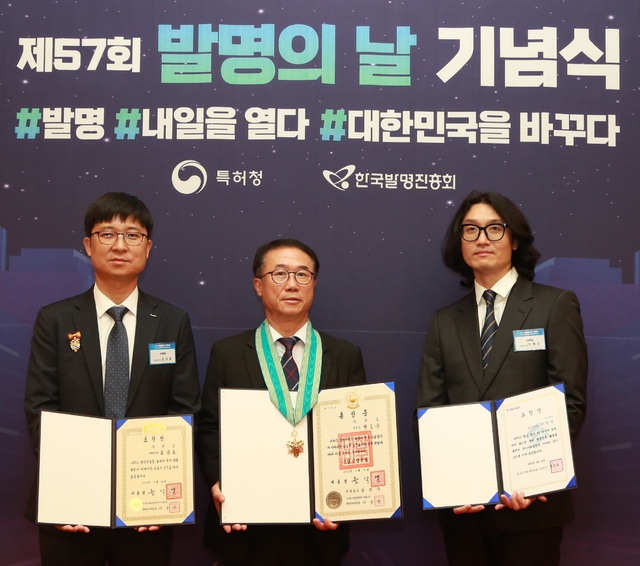 ▲ 박도순 부사장(가운데), 김남호 책임(왼쪽), 박병진 책임(오른쪽)ⓒ 만도