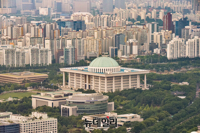 ▲ 법사위원장 자리를 어느 당이 차지할 지를 놓고 여야의 양보 없는 대치가 이어지면서 국회 공백 상태가 장기화하고 있다. ⓒ강민석 기자