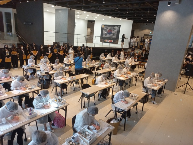 ▲ ‘2022년 국제바디아트 콘테스트 in Olympic’ 대회가 수성대학교 강산관 메디뷰티선도센터(MBLC)에서 19일 개최됐다.ⓒ수성대