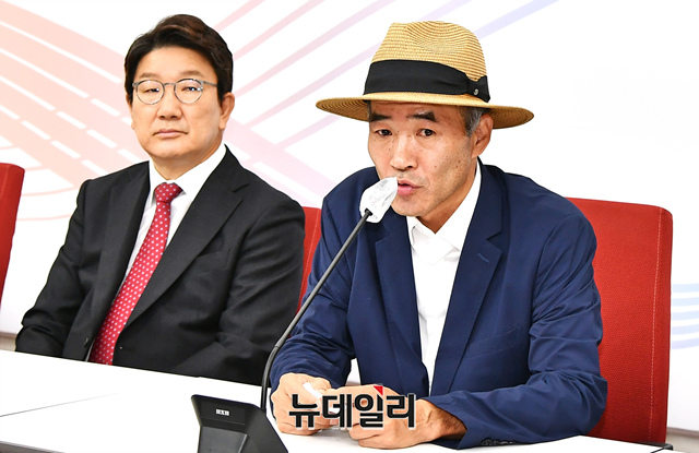 ▲ 이래진 해수부 공무원 피격사건 유족이 24일 오전 국회에서 열린 국민의힘 해수부 공무원 피격사건 진상조사 TF 유족 초청 간담회에서 발언을 하고 있다.ⓒ이종현 기자