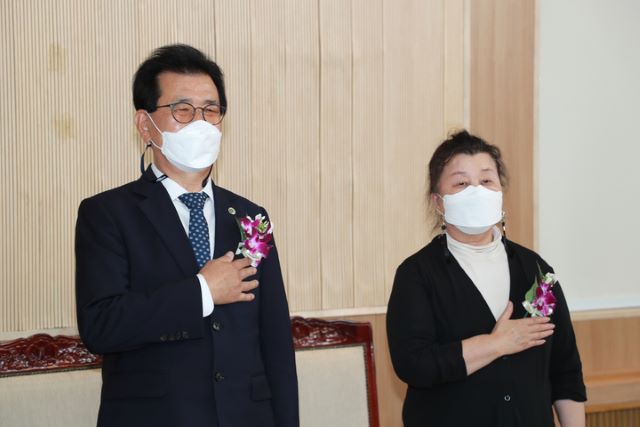 ▲ 이시종 충북도지사가 30일 도청 대회의실에서 이임식을 가졌다.ⓒ충북도