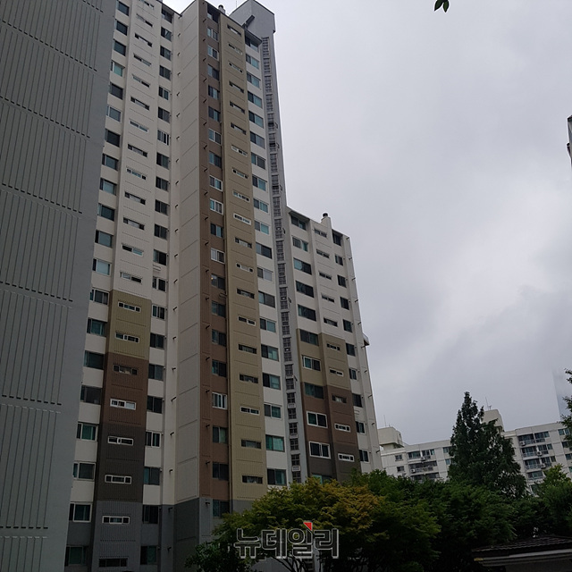 ▲ 송파현대아파트 전경ⓒ박정환 기자