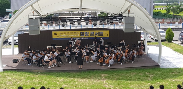 ▲ 경북교육청(교육감 임종식)은 학생들의 도전의식 함양을 통한 참다운 자아를 발견하는 ‘도전! 성취프로그램’의 확산을 위해 기 시행 중인 학교장 인증제, 교육장 인증제에 이어 교육감 인증제를 시행한다고 밝혔다.ⓒ경북교육청