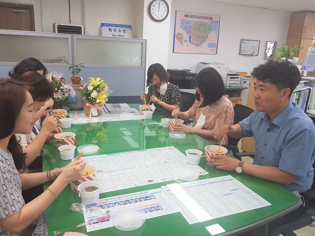 ▲ 대구 달서구(구청장 이태훈)는 7월 4일부터 8일까지 ‘사회적경제 기업 상생도시락데이’를 운영, 코로나19 이후 어려움을 겪고 있는 사회적경제 기업 살리기에 적극 동참했다.ⓒ달서구