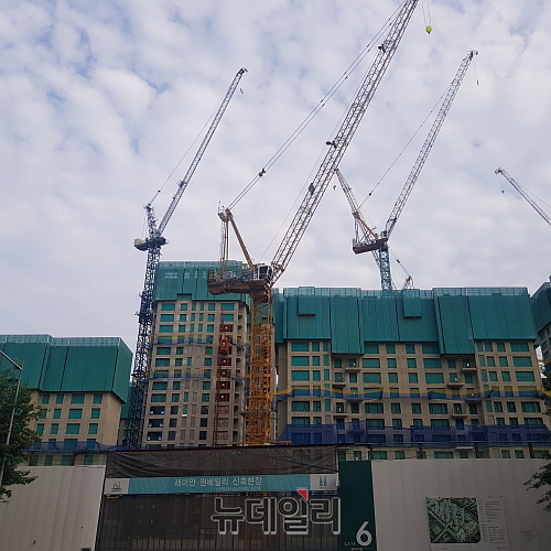 ▲ 래미안 원베일리 공사현장ⓒ박정환 기자