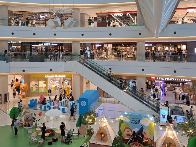 ▲ 13일 오전 영등포에 위치한 신세계 백화점ⓒ서영준 기자