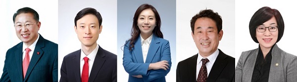 ▲ 왼쪽부터 이한영, 이중호, 김민숙, 이효성, 박주화 의원.ⓒ대전시의회