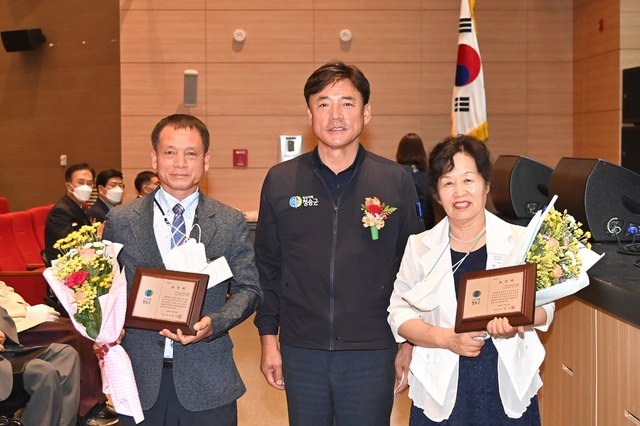 ▲ (사)한국교통장애인협회 청송군지회(지회장 황성달)에서 주관한 ‘2022 청송군 교통안전 결의대회 및 캠페인’이 지난 22일 청송문화예술회관 대공연장에서 개최됐다.ⓒ청송군