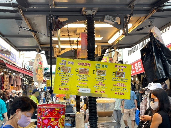 ▲ 식당 상인들은 이번 인상 이후로 당장은 가격을 올릴 예정은 없지만 원재료 값의 천장 없는 상승이 문제라고 한숨을 내쉬었다. ⓒ김재성 기자