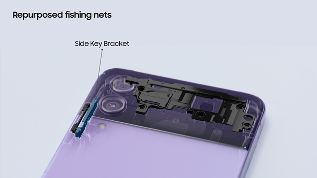 ▲ 갤럭시 Z 플립4 폐어망 재활용 소재 적용된 사이드키 브라켓 ⓒ삼성전자