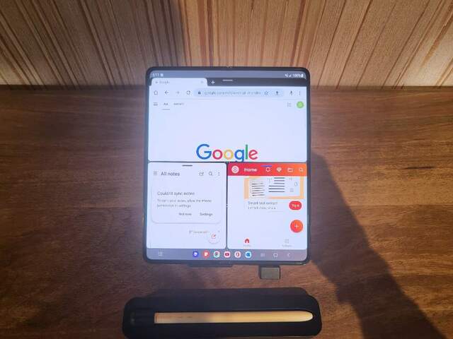 ▲ 갤럭시 Z 폴드4 '태스크바' 실행 모습 ⓒ장소희 기자